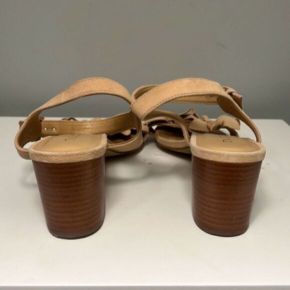Talbots Women's Blush Tan Strappy Flower Buckle Heel Sandals Size 6.5 - Picture 8 of 11